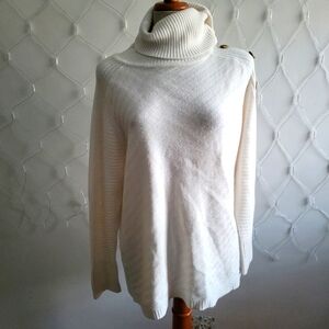 Vintage Liz Claiborne Cozy Turtleneck Style Sweater • Sweet Cream • Size Large